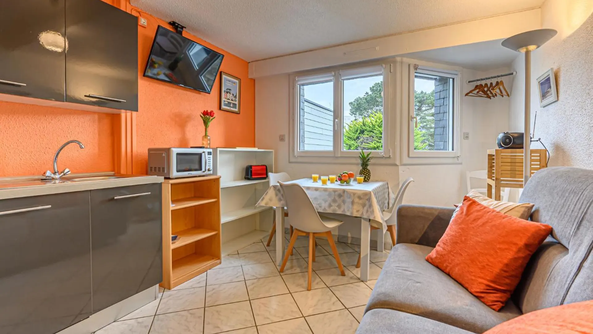 Apartment Maison Port En Dro-6 By Interhome Carnac
